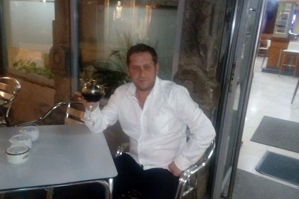 Tragedie cumplită: bârlădean decedat în Spania după ce a căzut cu tava pe scări