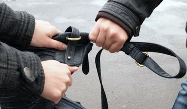 Negreșteni reținuți pentru tâlhărie