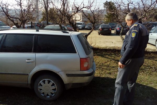 VIDEO: Autoturism furat din Cehia, depistat la Albița