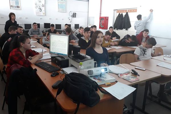 Liceul ”Ștefan Procopiu”, implicat într-un proiect ROSE