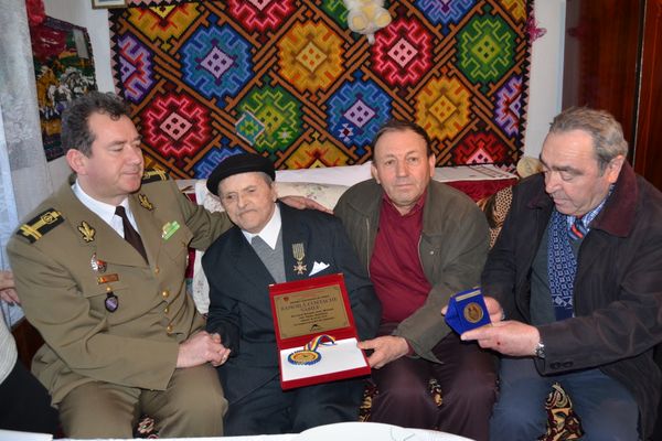 Veteran de război din Miclești, sărbătorit la 100 de ani