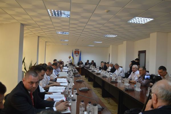 Proiectul-bazin de înot olimpic prinde contur la Vaslui