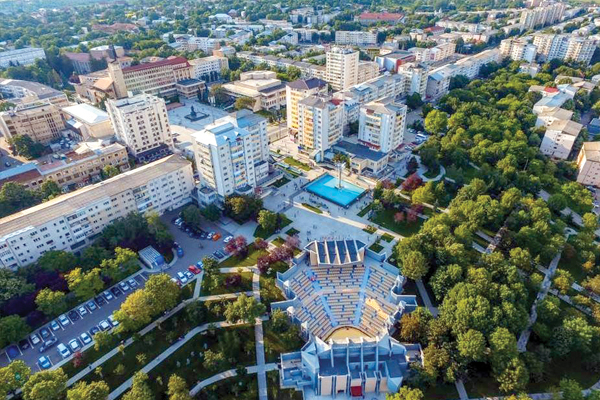 Vasluienii vor drumuri și spitale