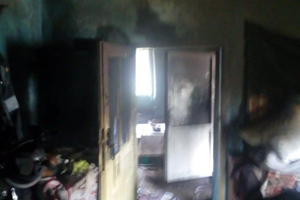 Bătrână evacuată din locuință, după ce s-a intoxicat cu monoxid de carbon