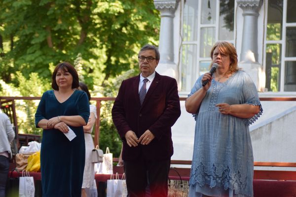 Inspectorul școlar Irina Dumitrașcu, pe podium cu lotul României la Balcaniada de fizică