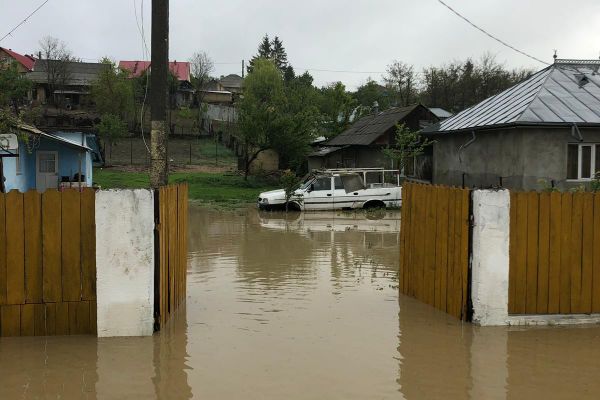 Un prim bilanț cu pagubele create de inundații