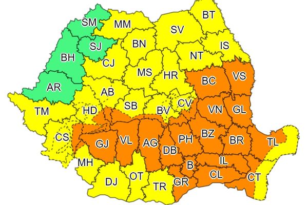 ATENȚIONARE NOWCASTING: COD PORTOCALIU furtună și grindină în două localități din Vaslui