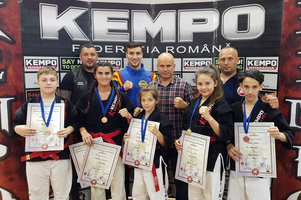 Medalii pentru CS Defender Vaslui la Naționalele de Kempo