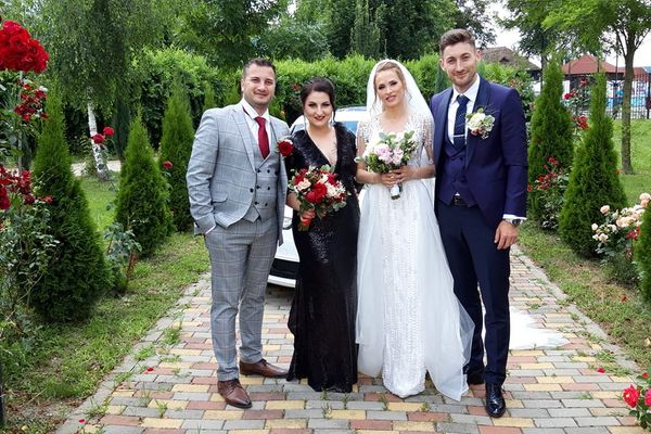 Mirela Lavric a dat echipamentul sportiv pe rochia de mireasă