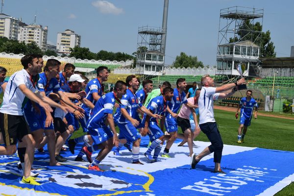 HUȘANA Huși este noua campioană județeană