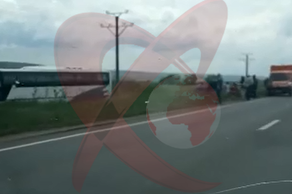 UPDATE. Autocar ieșit în decor în apropiere de localitatea Banca - VIDEO