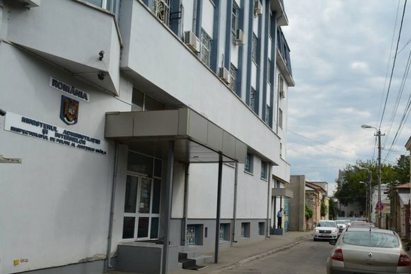 Polițiștii au demarat o campanie de prevenire a violenței domestice