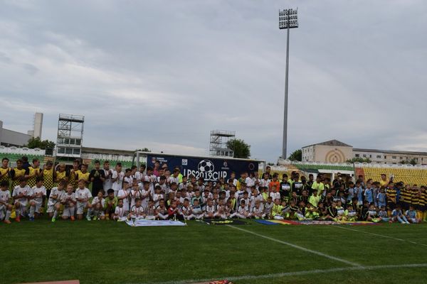 Sute de copii se întrec la LPS 2019 Cup Vaslui
