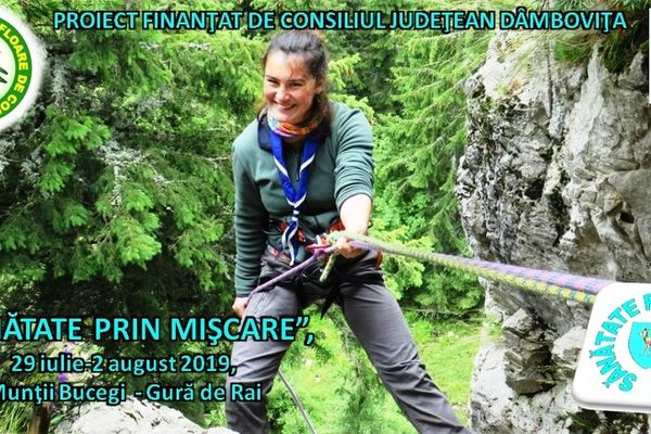 ȘOCANT! Un bărbat este împins intenționat pe șinele de cale ferată de o presupusă măicuță. VIDEO