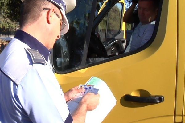 Microbuzele școlare, verificate de polițiștii vasluieni