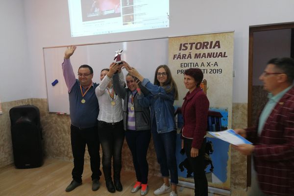 Trofeul ”Istoria fără manual” a ajuns la Tăcuta