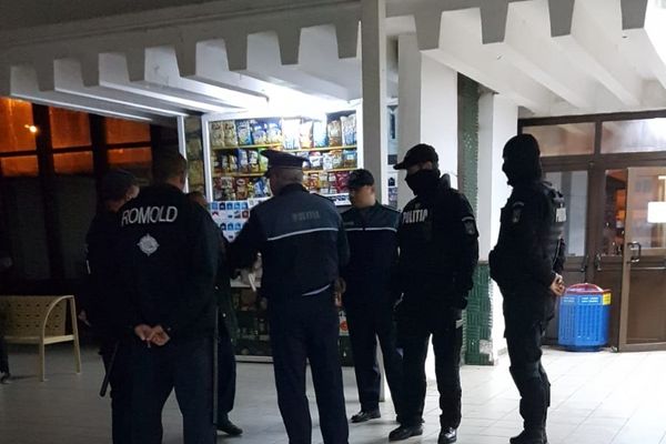 Razie de amploare sâmbătă noaptea în municipiul Bârlad - FOTO&amp;VIDEO