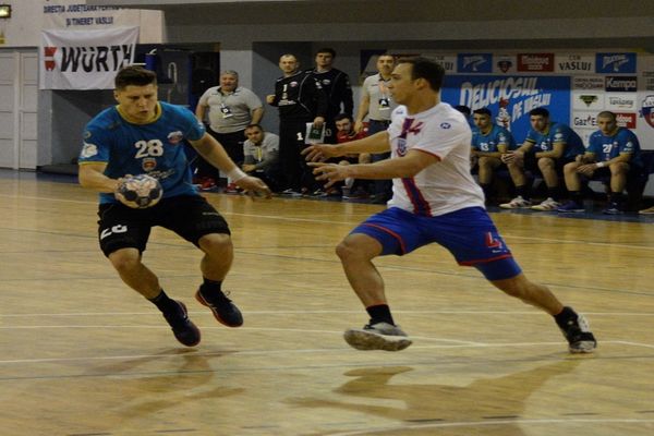 CSM Vaslui a pierdut meciul cu Steaua, scor 28-33 (12-14)
