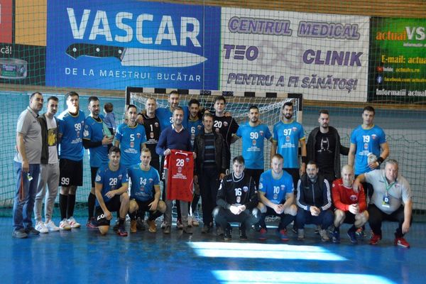 Tricoul lui Silvian Amihăesi a fost vândut cu 2.500 lei pentru un caz umanitar