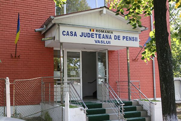 Noi bilete pentru tratament balnear distribuite pensionarilor vasluieni