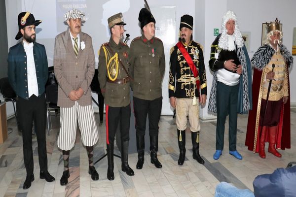 Costumele unor personalități vasluiene, realizate printr-un proiect județean!