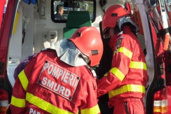 Un vasluian a zburat cu mașina pe un câmp, după care a plecat de la locul accidentului