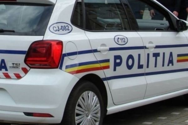 Un bârlădean a ajuns în arestul IPJ Suceava, după ce s-a urcat beat la volan, fără permis și a distrus 2 mașini!