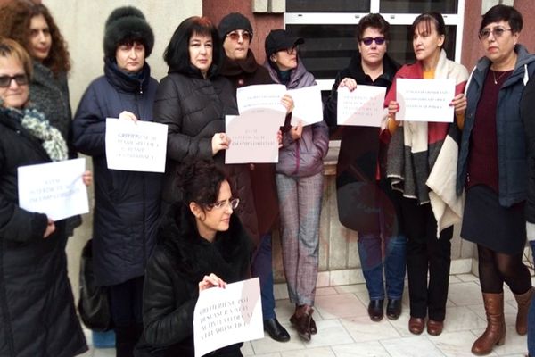 Grefierii din Bârlad s-au alăturat PROTESTULUI de proporții, în justiție