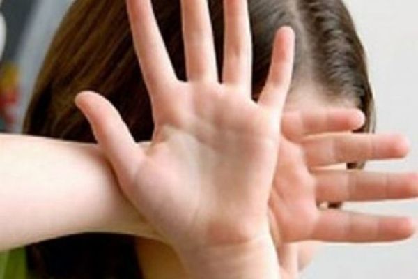 REVOLTĂTOR la Bârlad! Copilă abuzată de propriul tată, timp de doi ani!