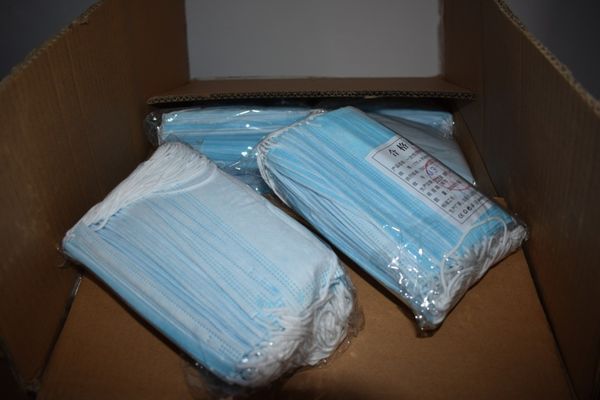 10.000 de măști de protecție donate de un om de afaceri din Bârlad