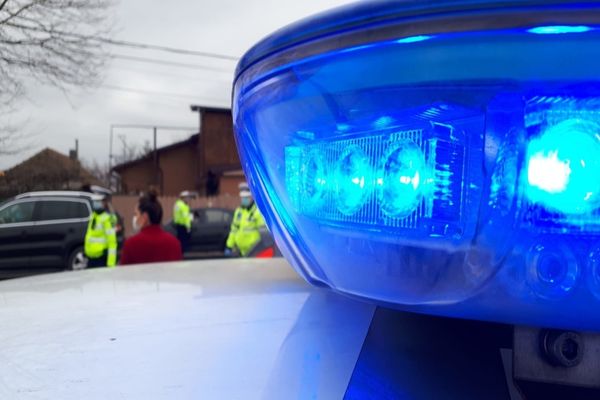 Dosar penal pentru un șofer din Pădureni, depistat băut la volan pe străzile din Huși