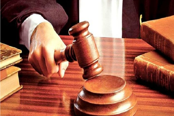 Control judiciar pentru un bărbat din Băcești care și-a amenințat părinții