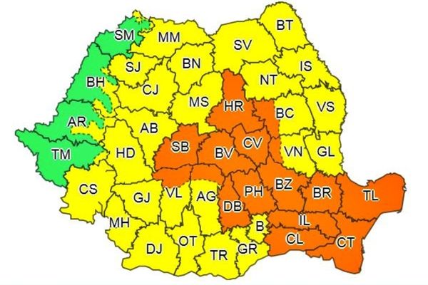 Furtuni și vânt puternic. Vezi județele afectate 