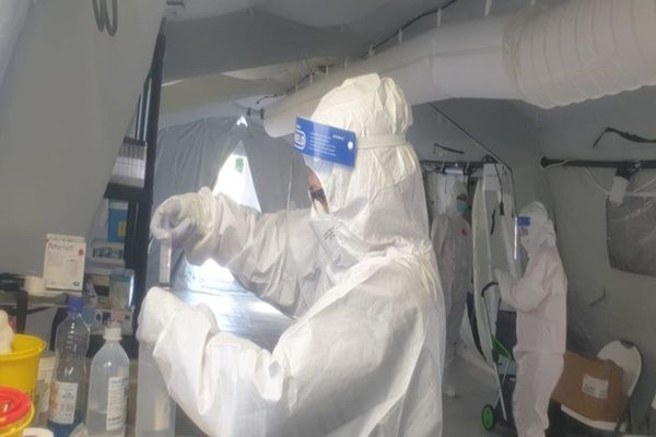 CORONAVIRUS:  RECORD ABSOLUT 1.378 de cazuri noi, 50 de decese – Situația în fiecare județ