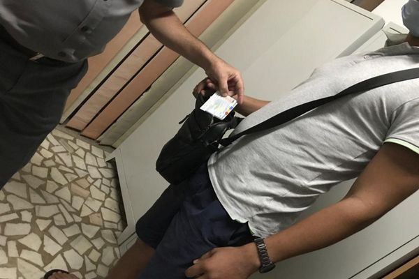  A încercat să evite carantina cu documente false