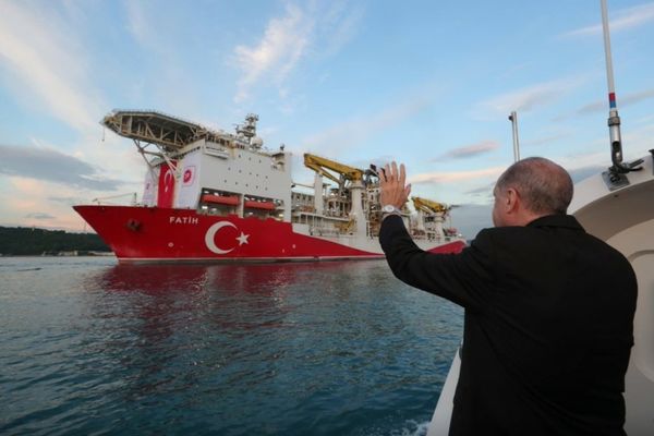 Turcia a descoperit 320 de miliarde metri cubi de gaze naturale în Marea Neagră
