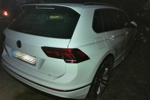 Bolid de lux, furat din Germania, descoperit în Vama Albița