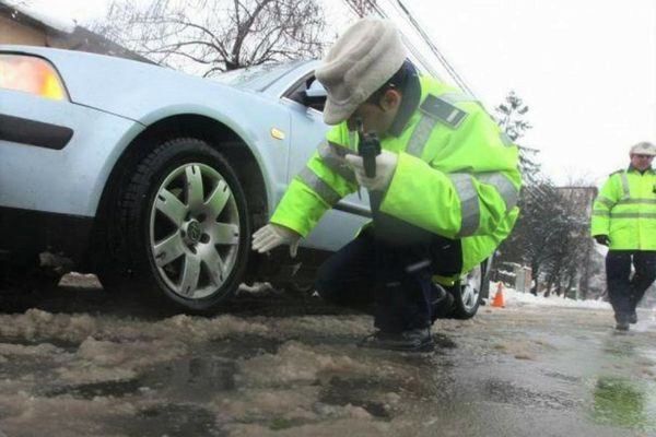 S-a deschis sezonul anvelopelor de iarnă obligatorii!