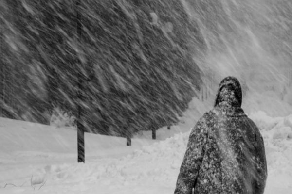 Informare meteo de ninsori, în toată țara, până miercuri dimineața