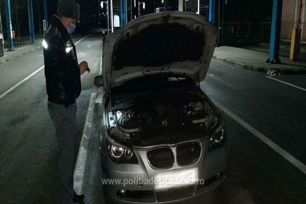 BMW furat din Marea Britanie, descoperit în Vama Albița
