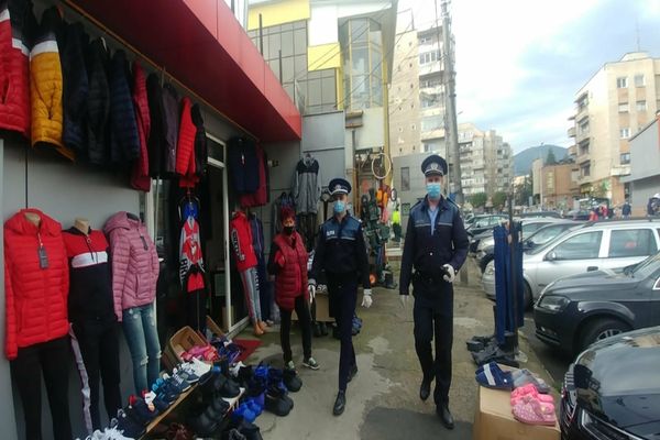 Razii la agenții economici din Vaslui