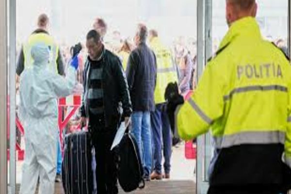 Garanții suplimentare pentru românii care muncesc în afara țării. Obligațiile agențiilor de plasare a forței de muncă