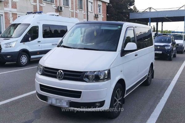 Autovehicul semnalat furat din Belgia, depistat în Vama Albița