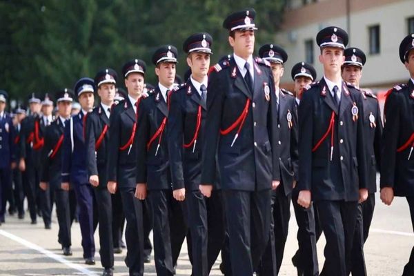 Îți dorești să devii ofițer de pompieri? De astăzi încep înscrierile la Facultatea de Pompieri 