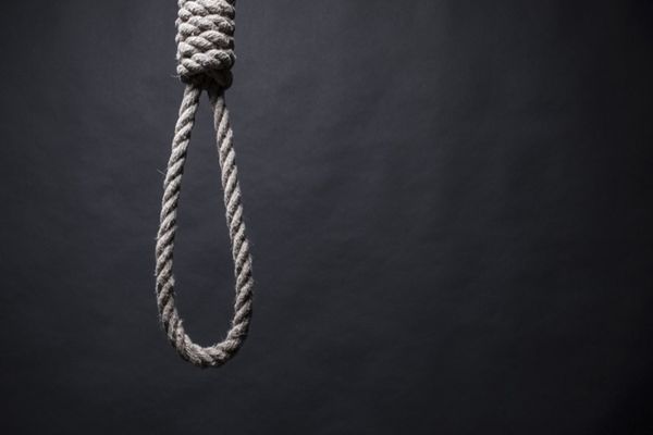 A încercat să-și pună capăt zilelor în penitenciar! De ce fapte era acuzat bărbatul