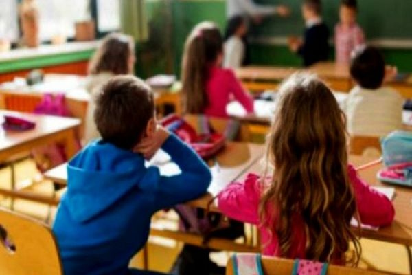 Evaluări anuale ale elevilor din clasele pregătitoare, introduse în noul program ”România educată”