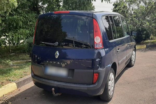 Autoturism cu I.T.P. fals descoperit de polițiștii de frontieră hușeni