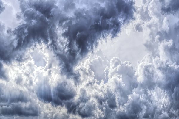 Prognoza meteo 22 octombrie. Temperaturile urcă la 24 de grade - zonele unde revin în forță ploile