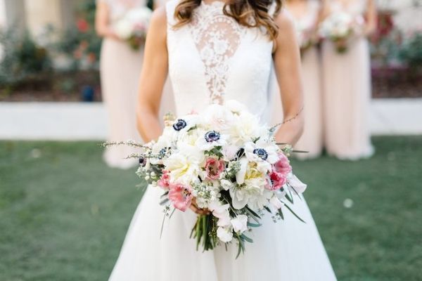 Situație incredibilă în Botoșani: O nuntă s-a desfășurat fără mire. A fost testat pozitiv și nu a avut voie să intre în restaurant