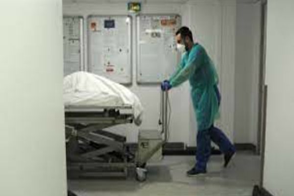 Un ofițer de la Penitenciarul Vaslui a murit din cauza Covid, după ce medicul de familie i-a prescris doar paracetamol